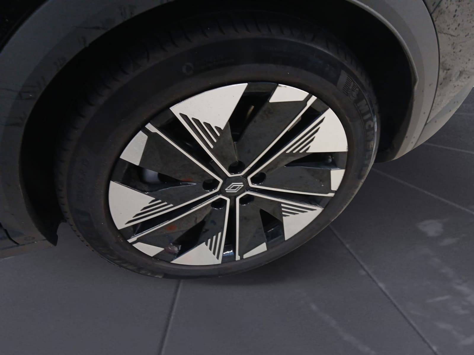 Vente en ligne Renault Scenic E-Tech  220 ch grande autonomie au prix de 37 890 €