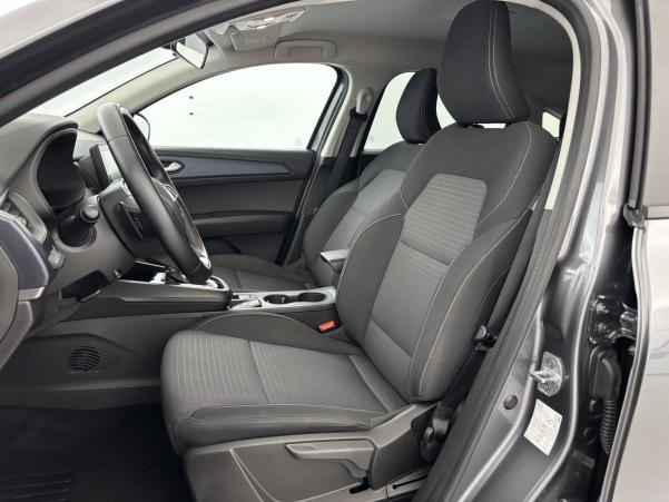 Vente en ligne Renault Arkana  mild hybrid 140 EDC FAP - 22 au prix de 18 970 €