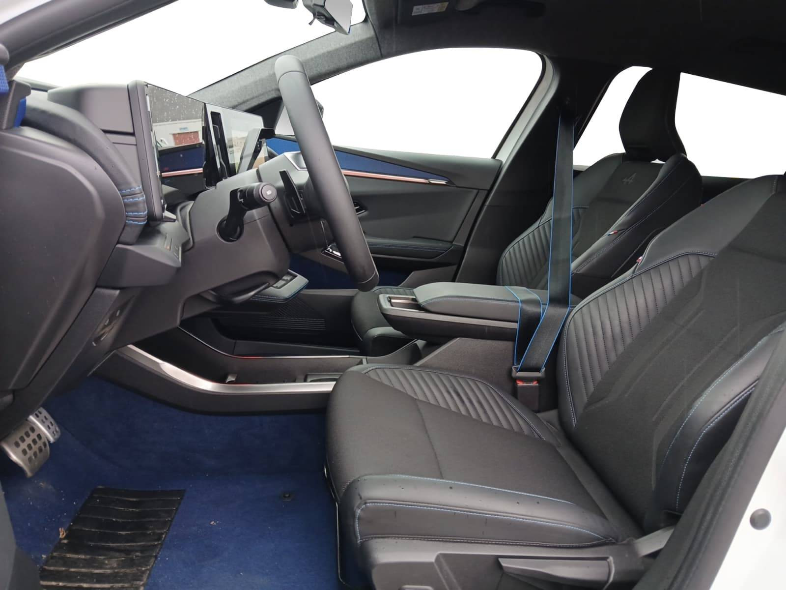 Vente en ligne Renault Scenic E-Tech  220 ch grande autonomie au prix de 38 990 €