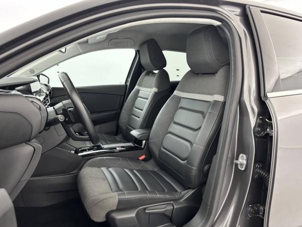 Vente en ligne Citroën C4  BlueHDi 130 S&S EAT8 au prix de 16 970 €