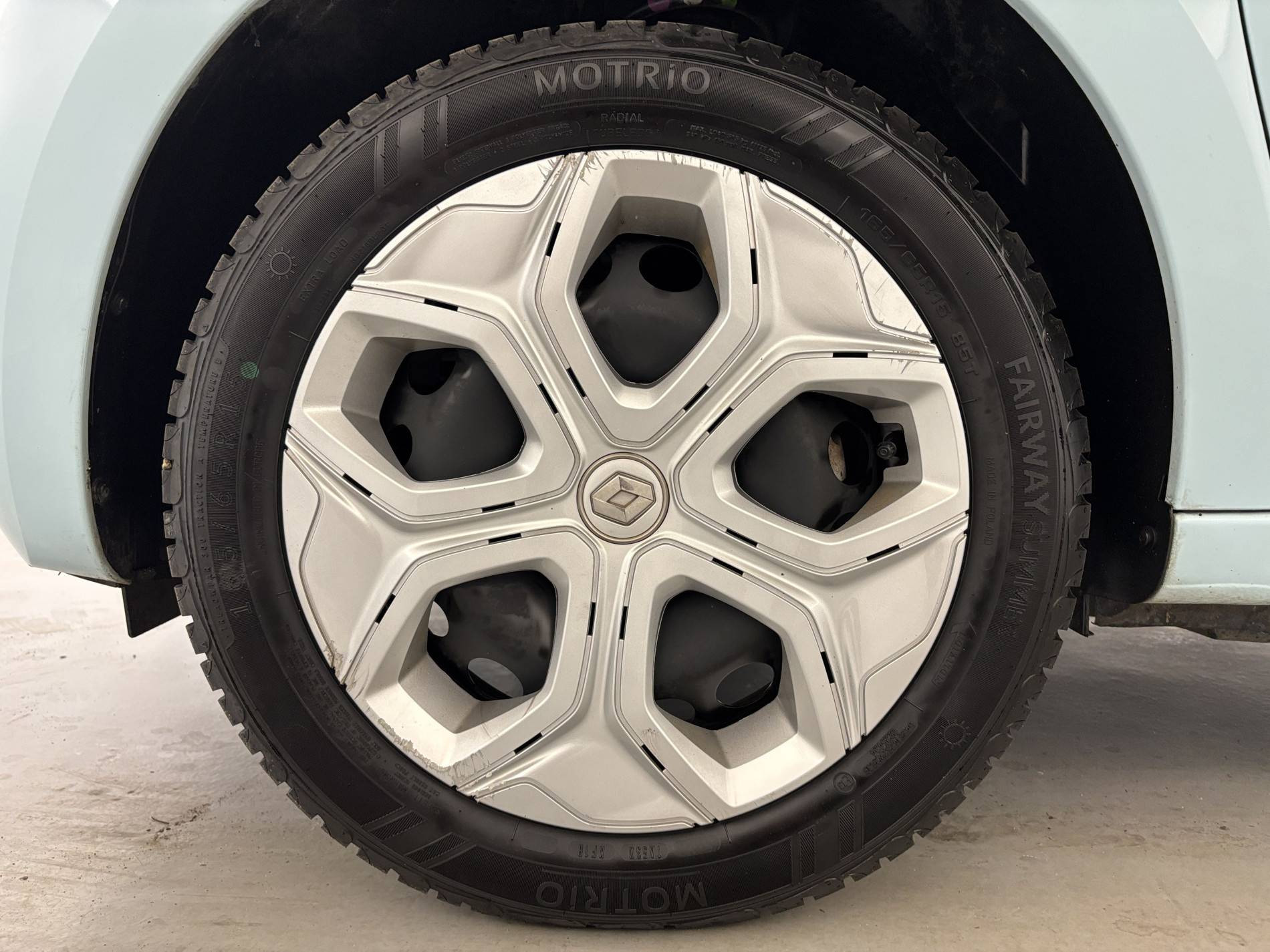 Vente en ligne Renault Twingo Electrique Twingo III E-Tech au prix de 9 690 €