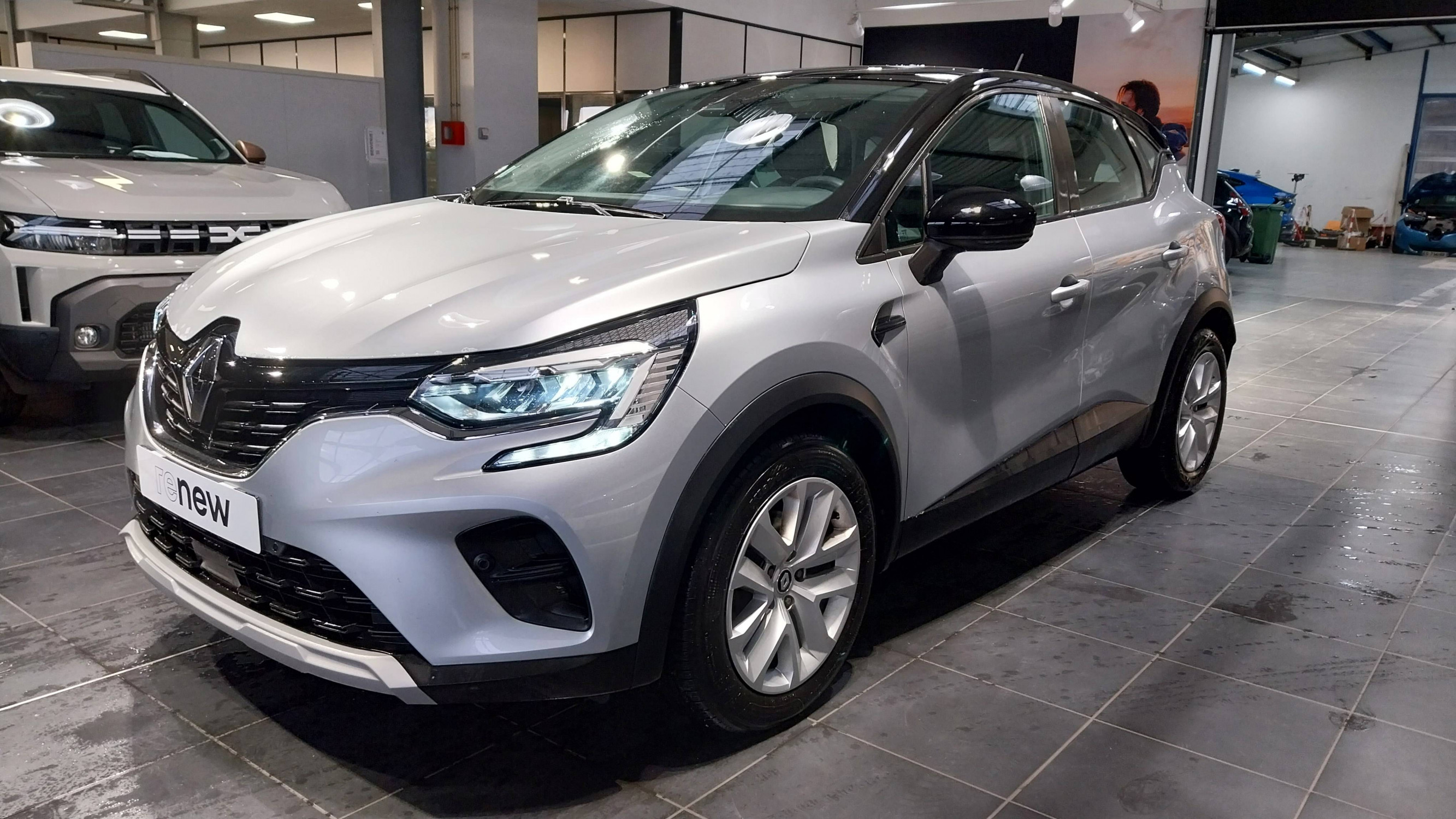 Renault Captur  E-Tech 145 - 21 occasion de 2022 en vente à Quimper