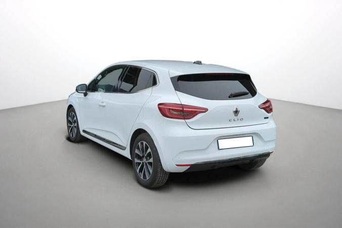 Vente en ligne Renault Clio 5 Clio E-Tech full hybrid 145 au prix de 20 490 €