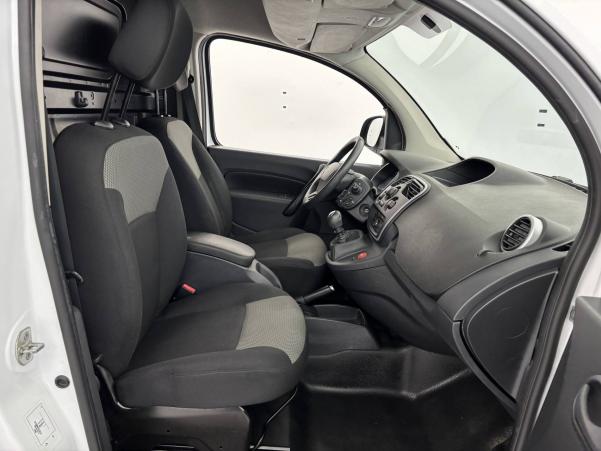 Vente en ligne Renault Kangoo Express  BLUE DCI 95 au prix de 11 470 €