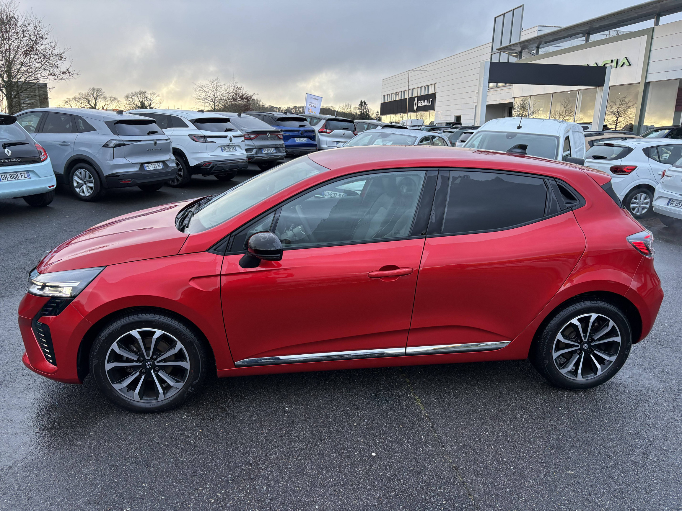 Vente en ligne Renault Clio 5 Clio TCe 90 ch GSR2 au prix de 18 890 €