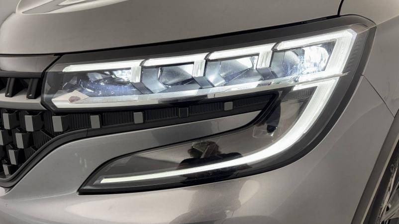 Vente en ligne Renault Espace Espace E-Tech hybrid 200 au prix de 33 990 €