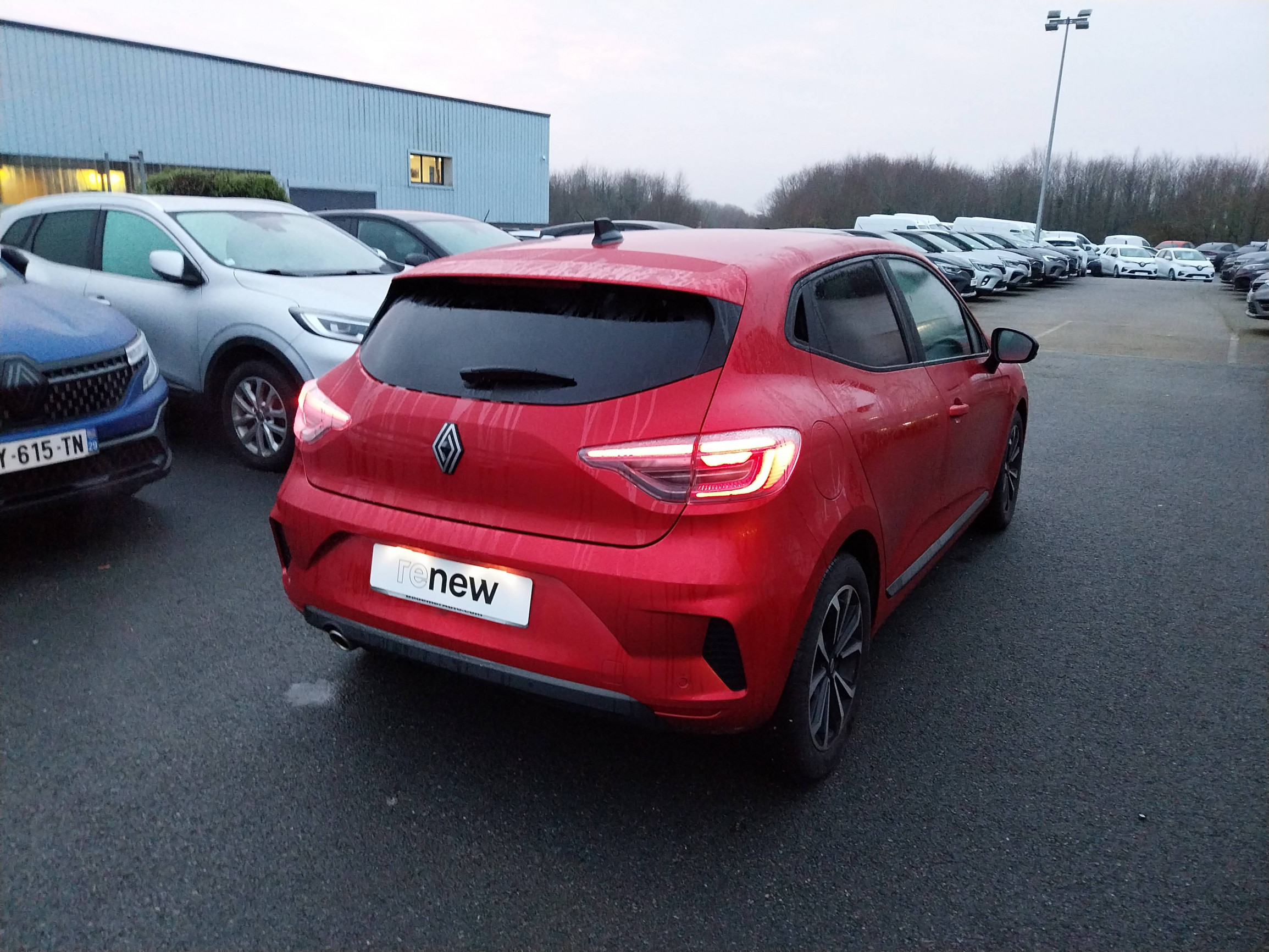 Vente en ligne Renault Clio 5 Clio TCe 90 ch GSR2 au prix de 18 890 €