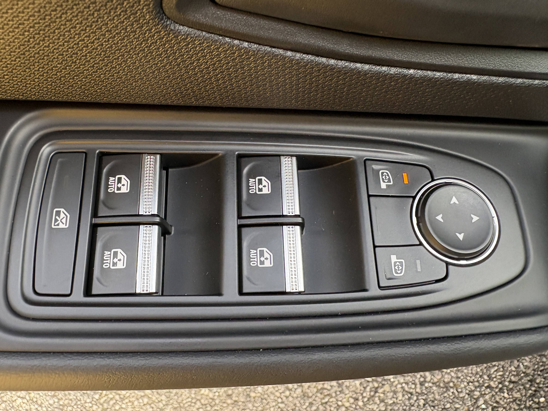 Vente en ligne Renault Clio 6 Clio E-Tech full hybrid 160 ch au prix de 24 490 €