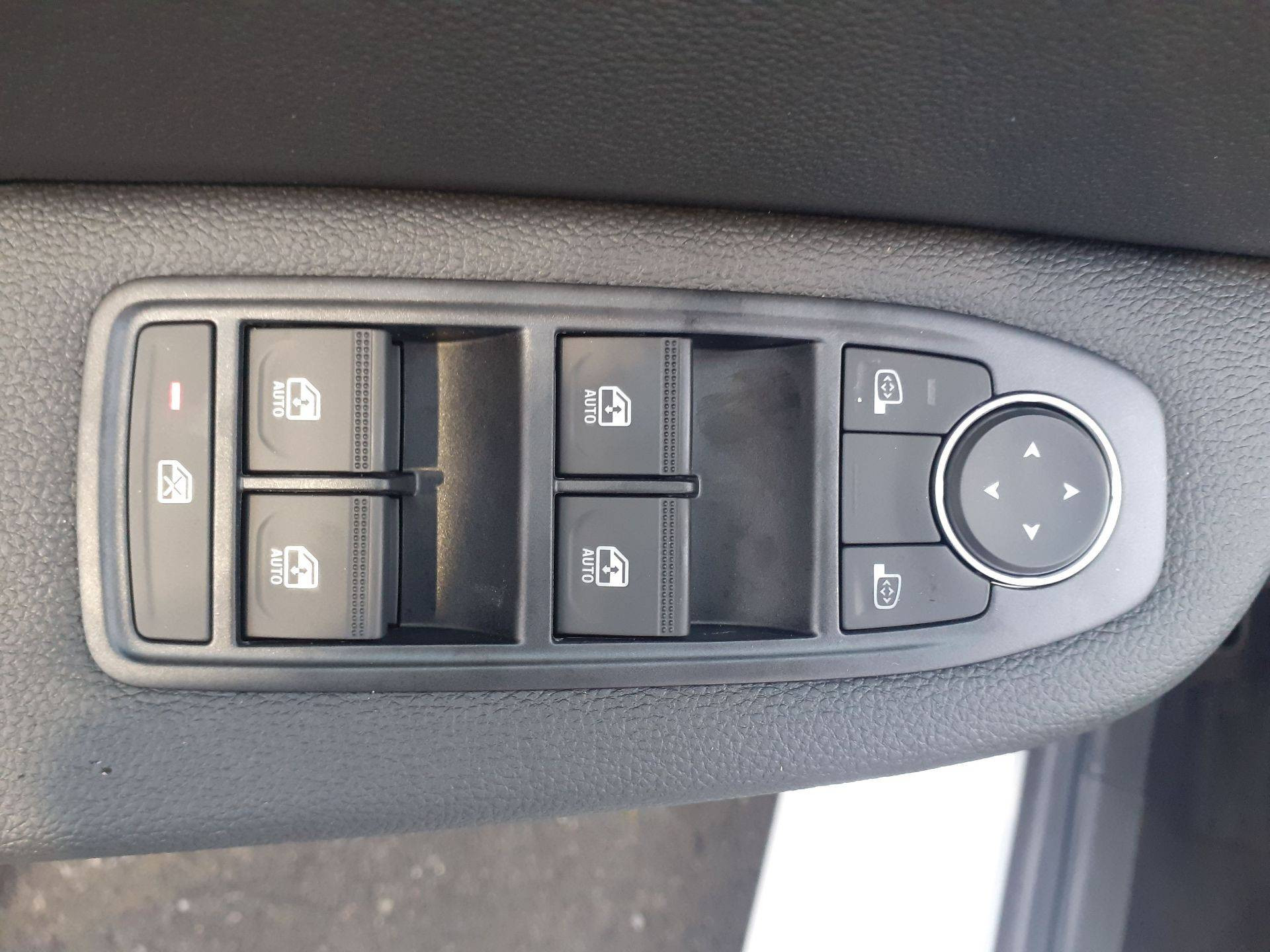 Vente en ligne Renault Clio 5 Clio Eco-G 100 ch GSR2 au prix de 18 990 €