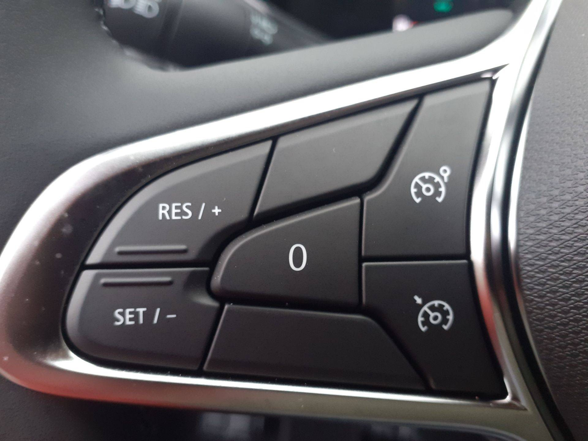 Vente en ligne Renault Clio 5 Clio Eco-G 100 ch GSR2 au prix de 18 990 €