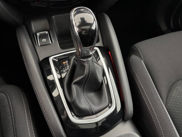 Vente en ligne Nissan Qashqai  1.2 DIG-T 115 Xtronic au prix de 15 200 €