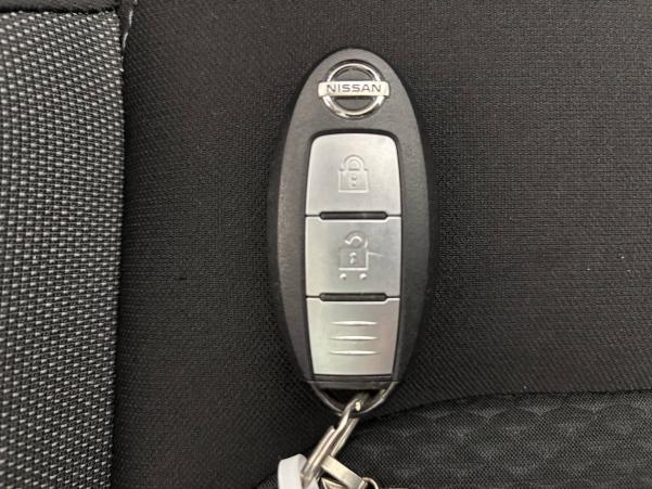 Vente en ligne Nissan Qashqai  1.2 DIG-T 115 Xtronic au prix de 15 200 €