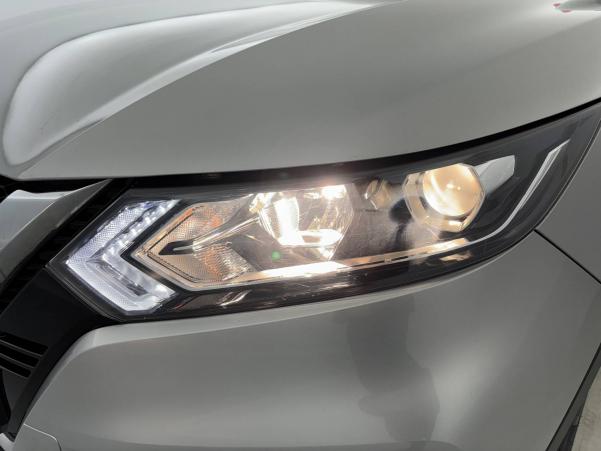 Vente en ligne Nissan Qashqai  1.2 DIG-T 115 Xtronic au prix de 15 200 €