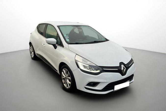 Vente en ligne Renault Clio 4 Clio TCe 90 au prix de 11 490 €