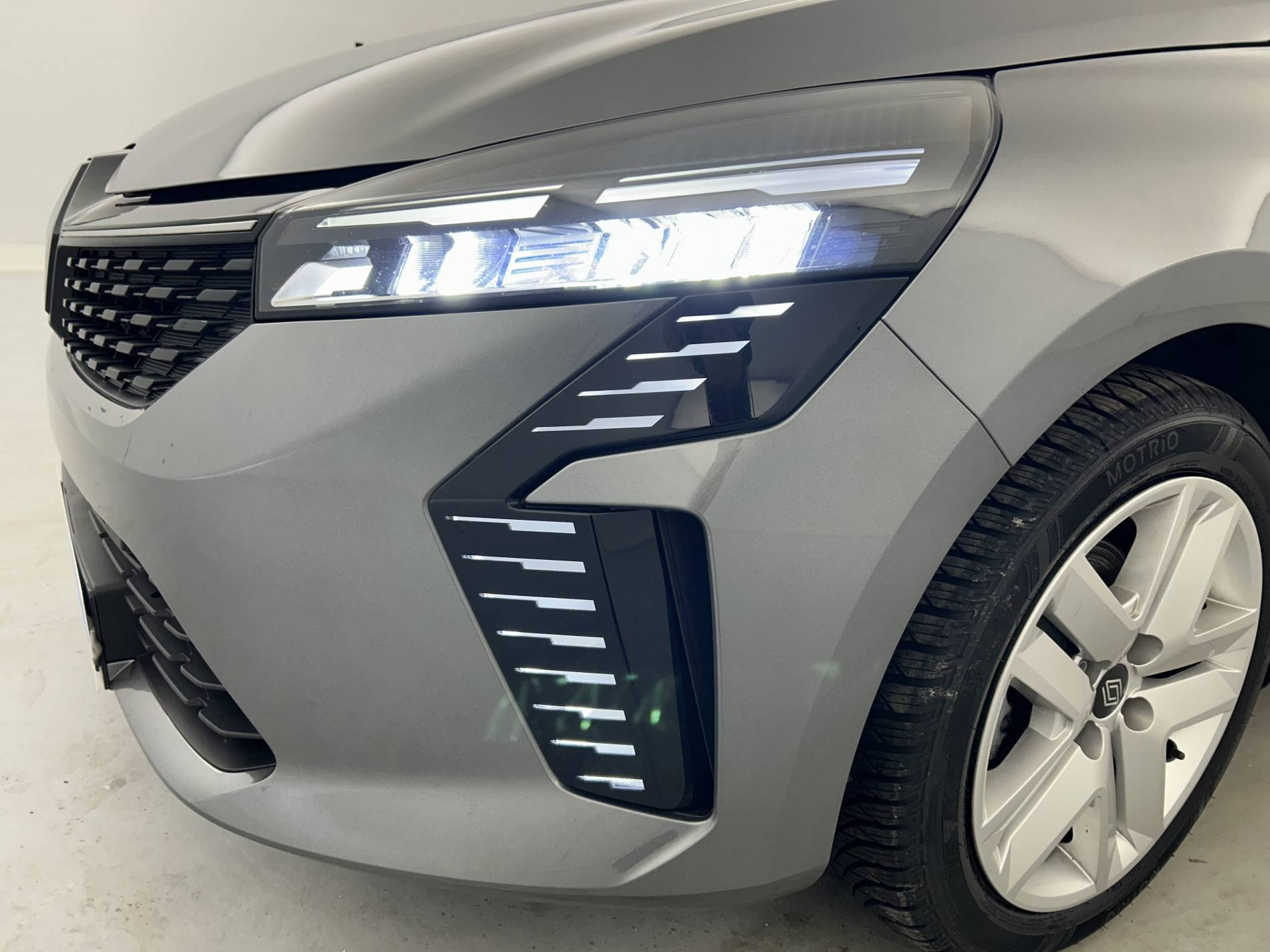 Vente en ligne Renault Clio 5 Clio E-Tech full hybrid 145 ch GSR2 au prix de 20 000 €