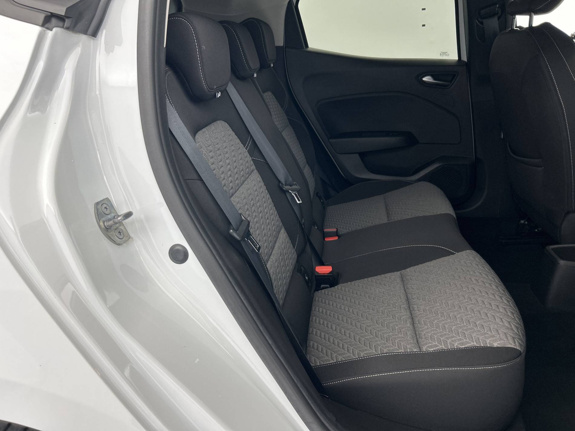 Vente en ligne Renault Clio 5 Clio Blue dCi 100 au prix de 15 550 €