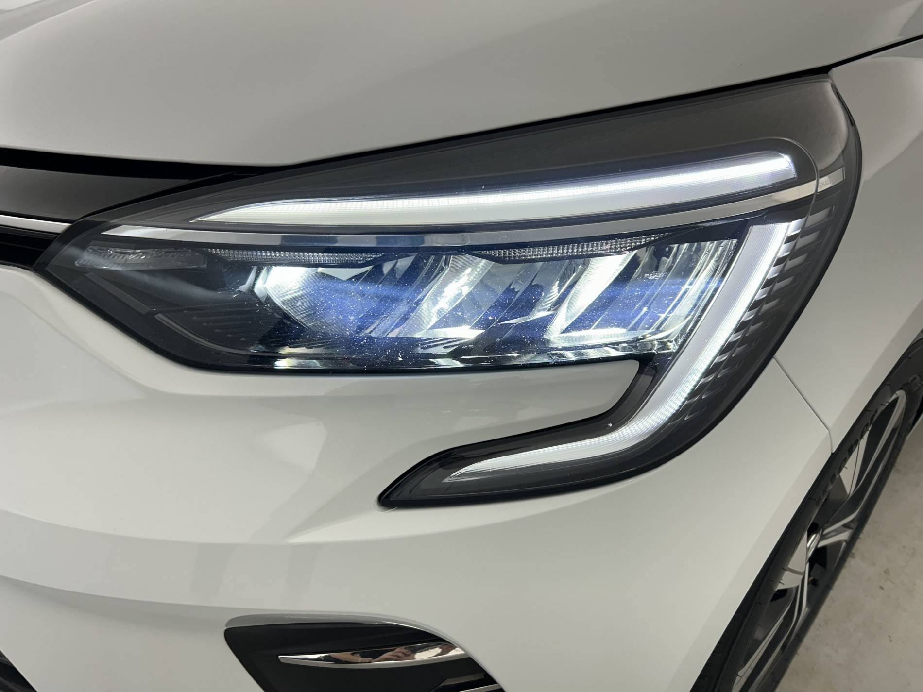 Vente en ligne Renault Clio 5 Clio Blue dCi 100 au prix de 15 550 €