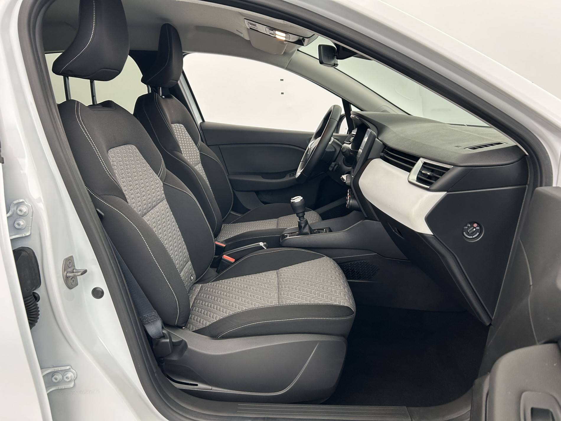 Vente en ligne Renault Clio 5 Clio Blue dCi 100 au prix de 15 550 €