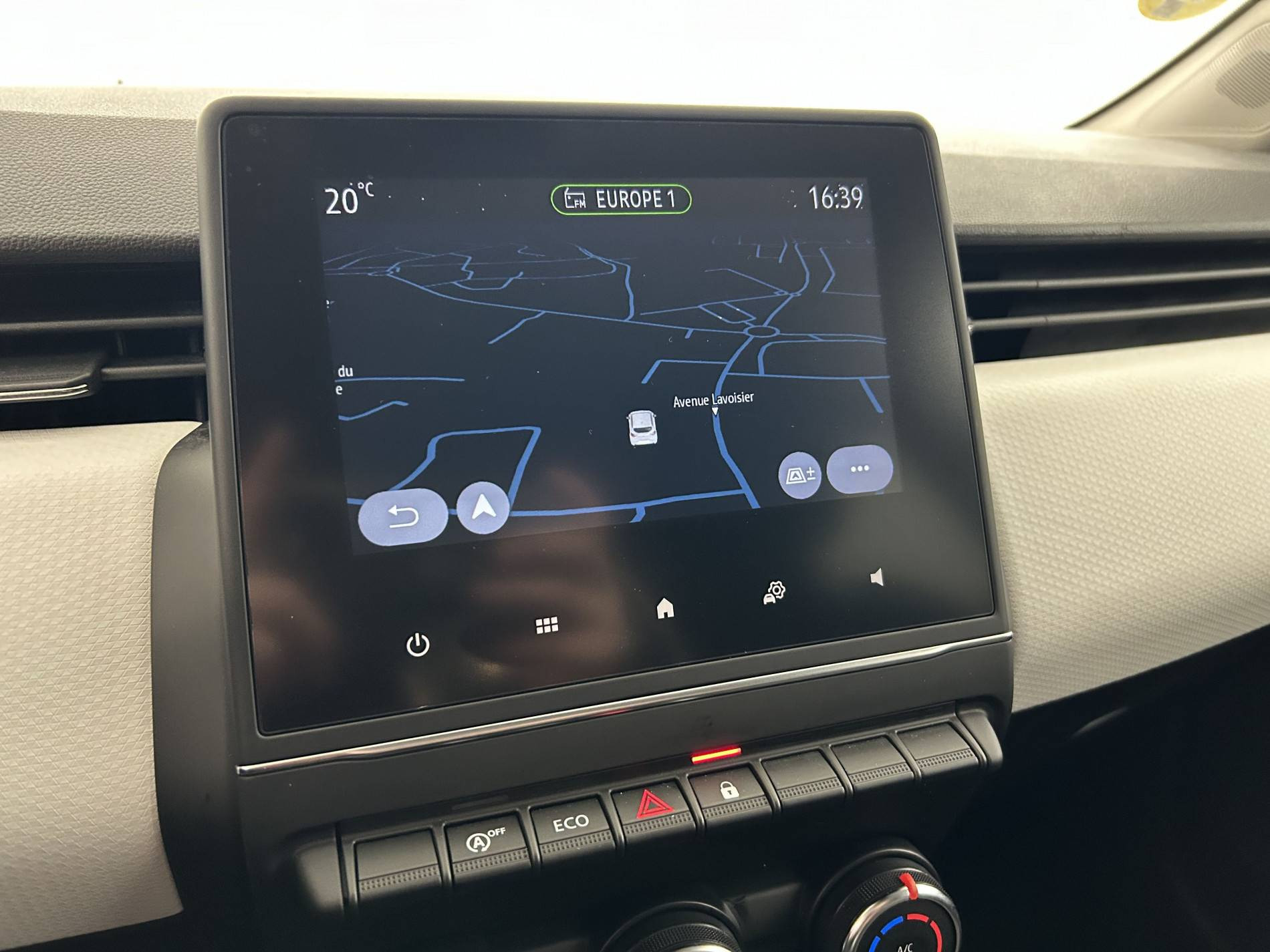 Vente en ligne Renault Clio 5 Clio Blue dCi 100 au prix de 15 550 €