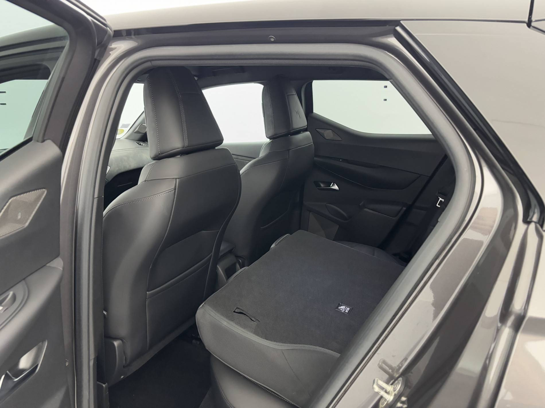 Vente en ligne Ds Ds3 Crossback DS3 Crossback BlueHDi 130 EAT8 au prix de 15 990 €