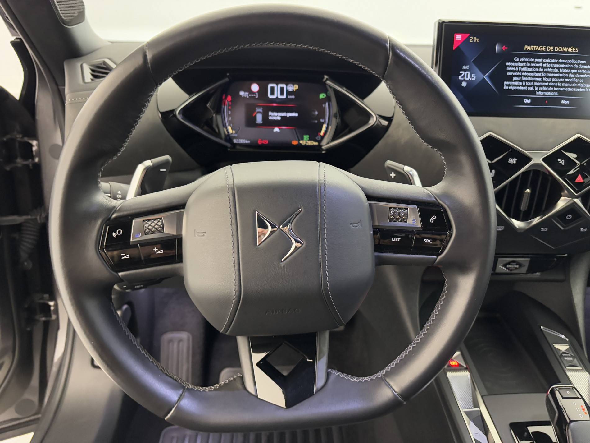 Vente en ligne Ds Ds3 Crossback DS3 Crossback BlueHDi 130 EAT8 au prix de 15 990 €