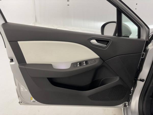Vente en ligne Renault Clio 5 Clio TCe 100 GPL - 21N au prix de 14 350 €