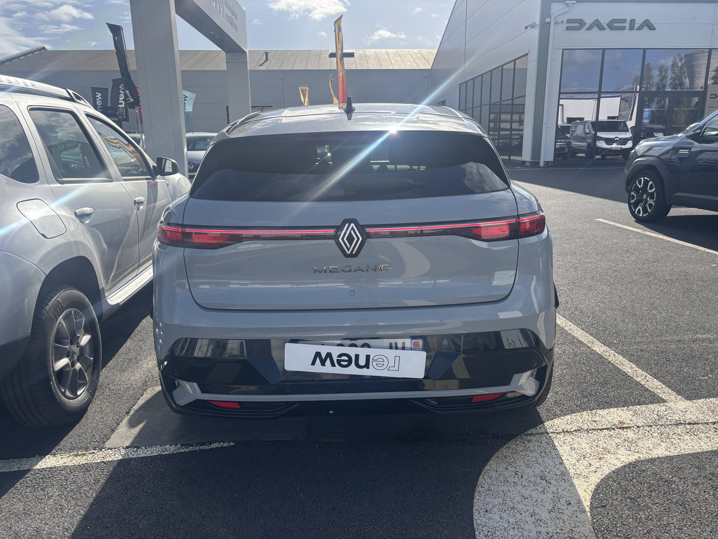 Vente en ligne Renault Megane E-Tech  EV60 220 ch super charge au prix de 21 790 €