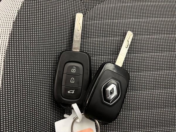 Vente en ligne Renault Twingo Electrique Twingo III E-Tech au prix de 12 500 €