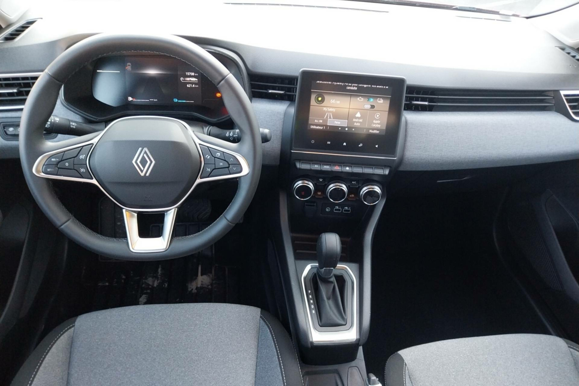 Vente en ligne Renault Clio 5 Clio E-Tech full hybrid 145 ch GSR2 au prix de 20 000 €