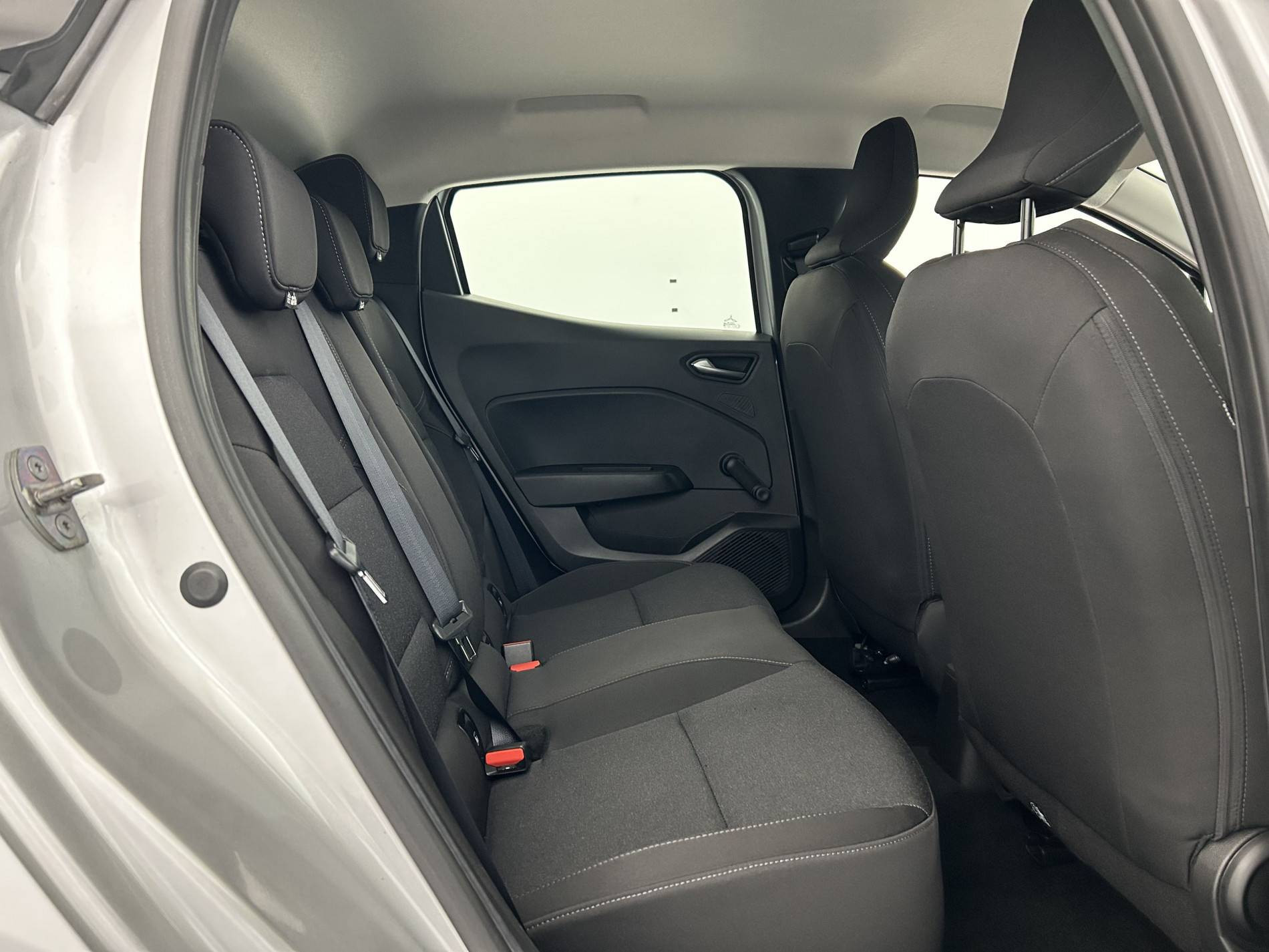 Vente en ligne Renault Clio 5 Clio TCe 90 au prix de 14 350 €