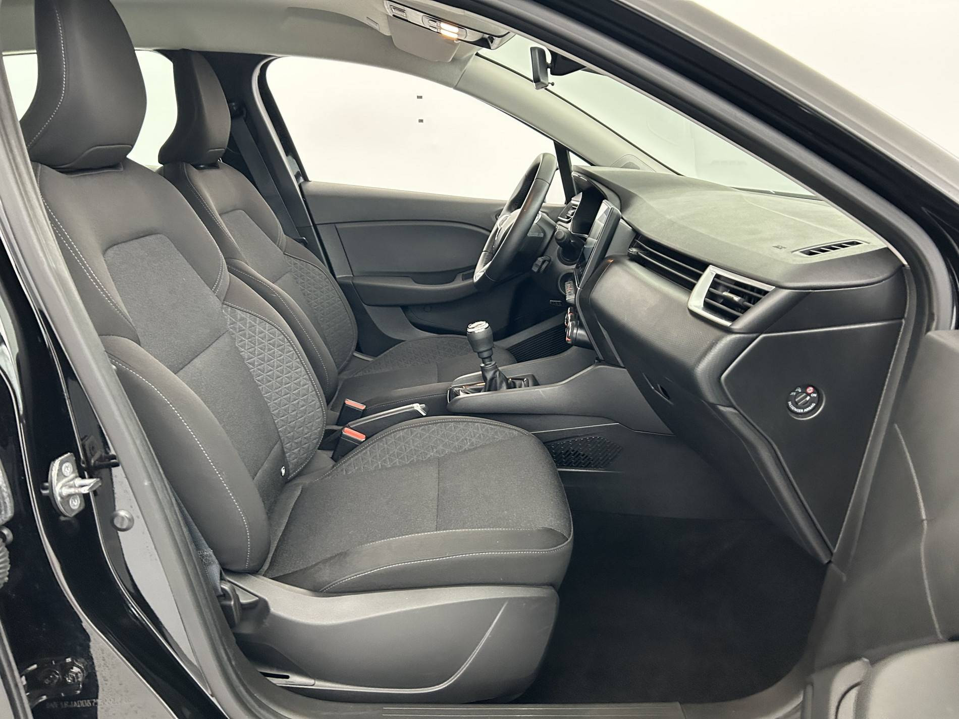 Vente en ligne Renault Clio 5 Clio TCe 90 au prix de 13 990 €