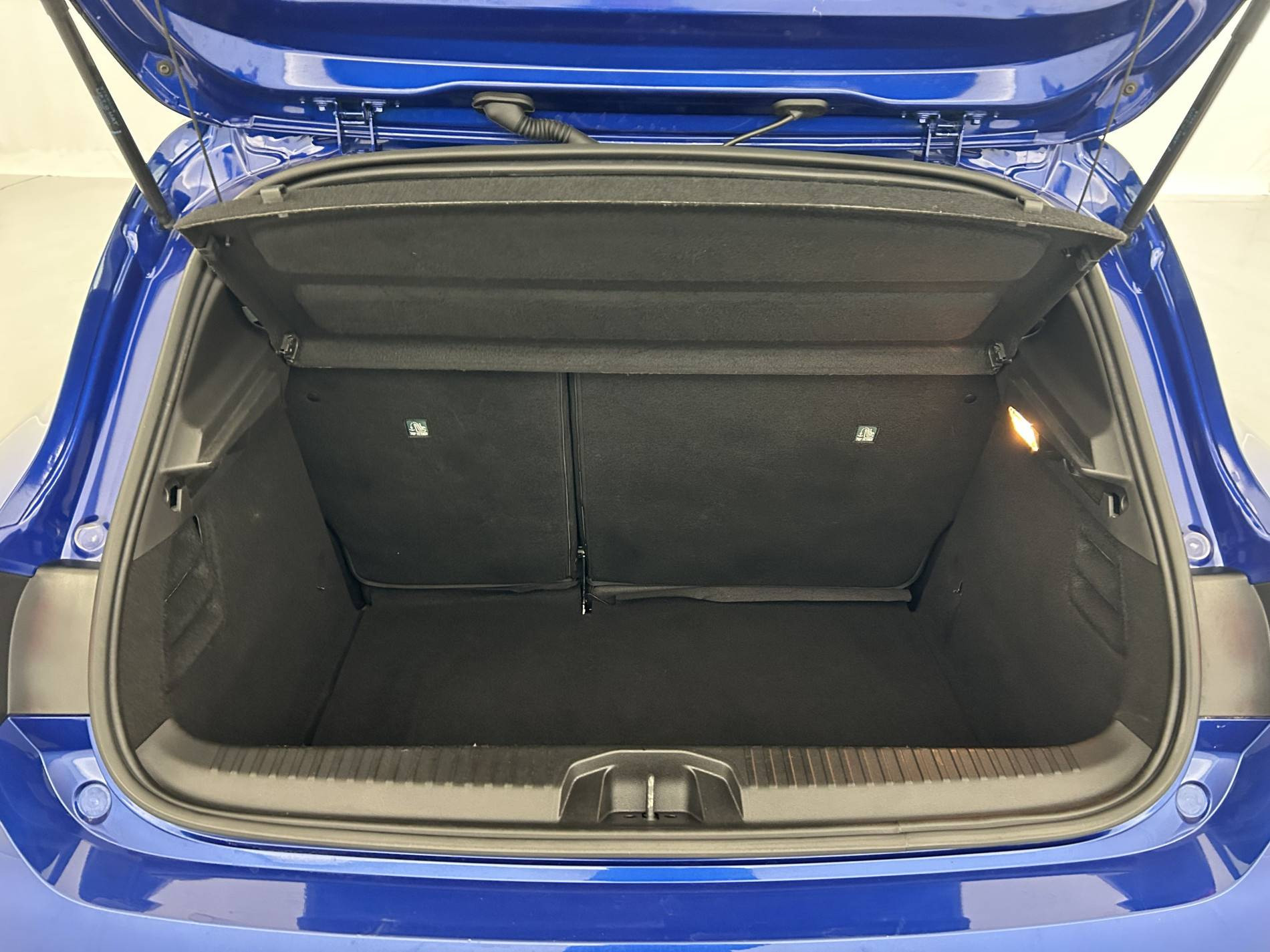 Vente en ligne Renault Clio 5 Clio TCe 90 - 21N au prix de 13 250 €