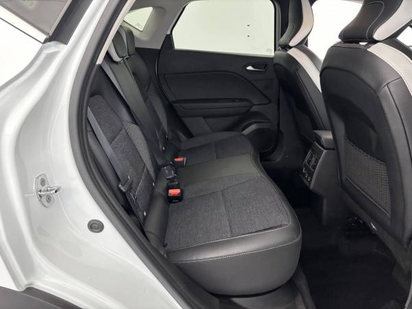 Vente en ligne Renault Captur  E-Tech 145 - 21 au prix de 17 990 €