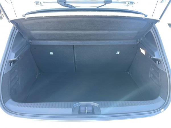 Vente en ligne Renault Clio 5 Clio TCe 90 au prix de 15 750 €