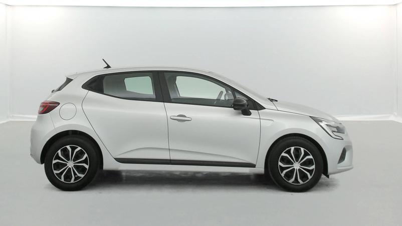 Vente en ligne Renault Clio 5 Clio TCe 90 au prix de 15 890 €
