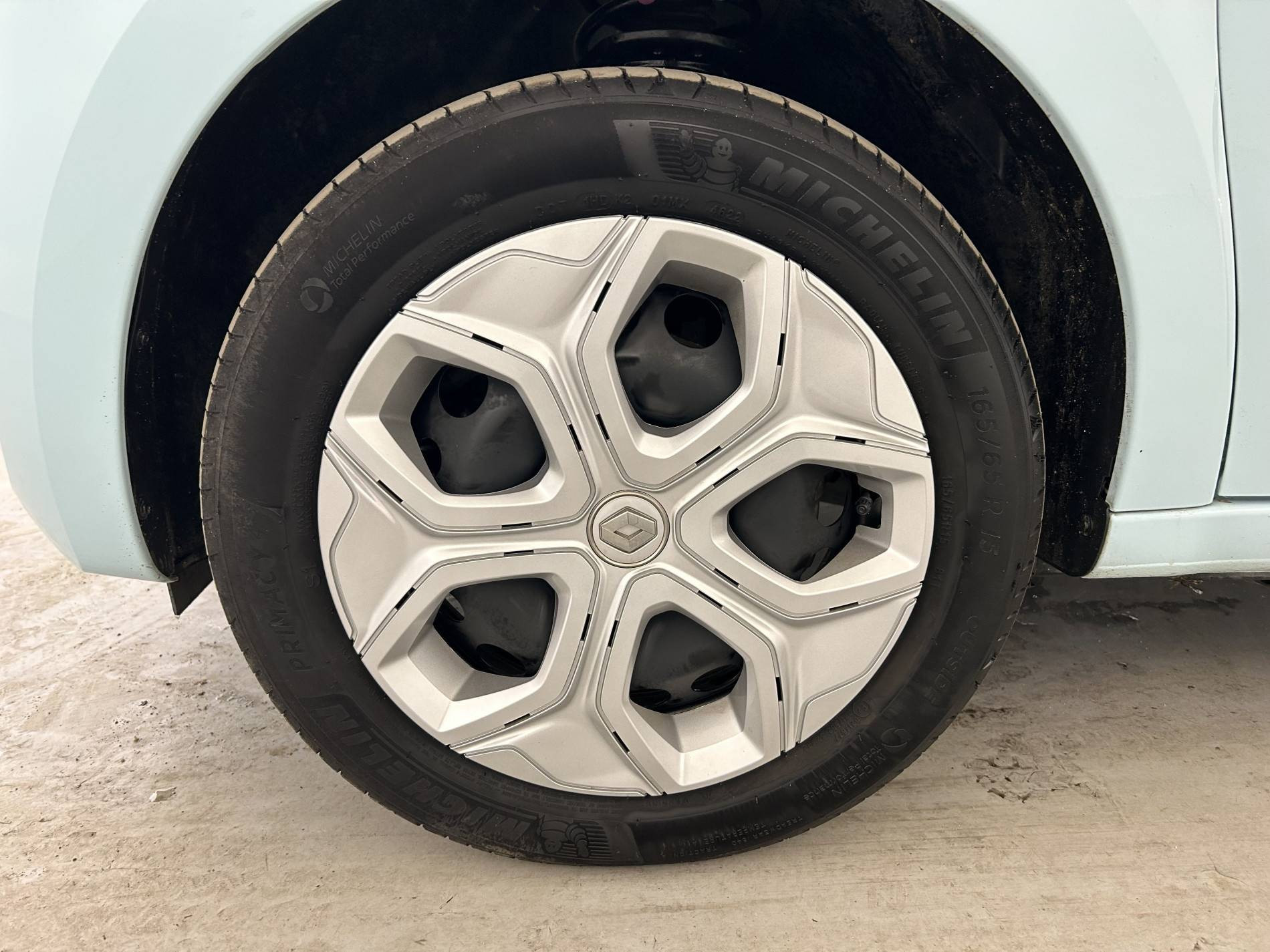 Vente en ligne Renault Twingo Electrique Twingo III E-Tech au prix de 10 700 €