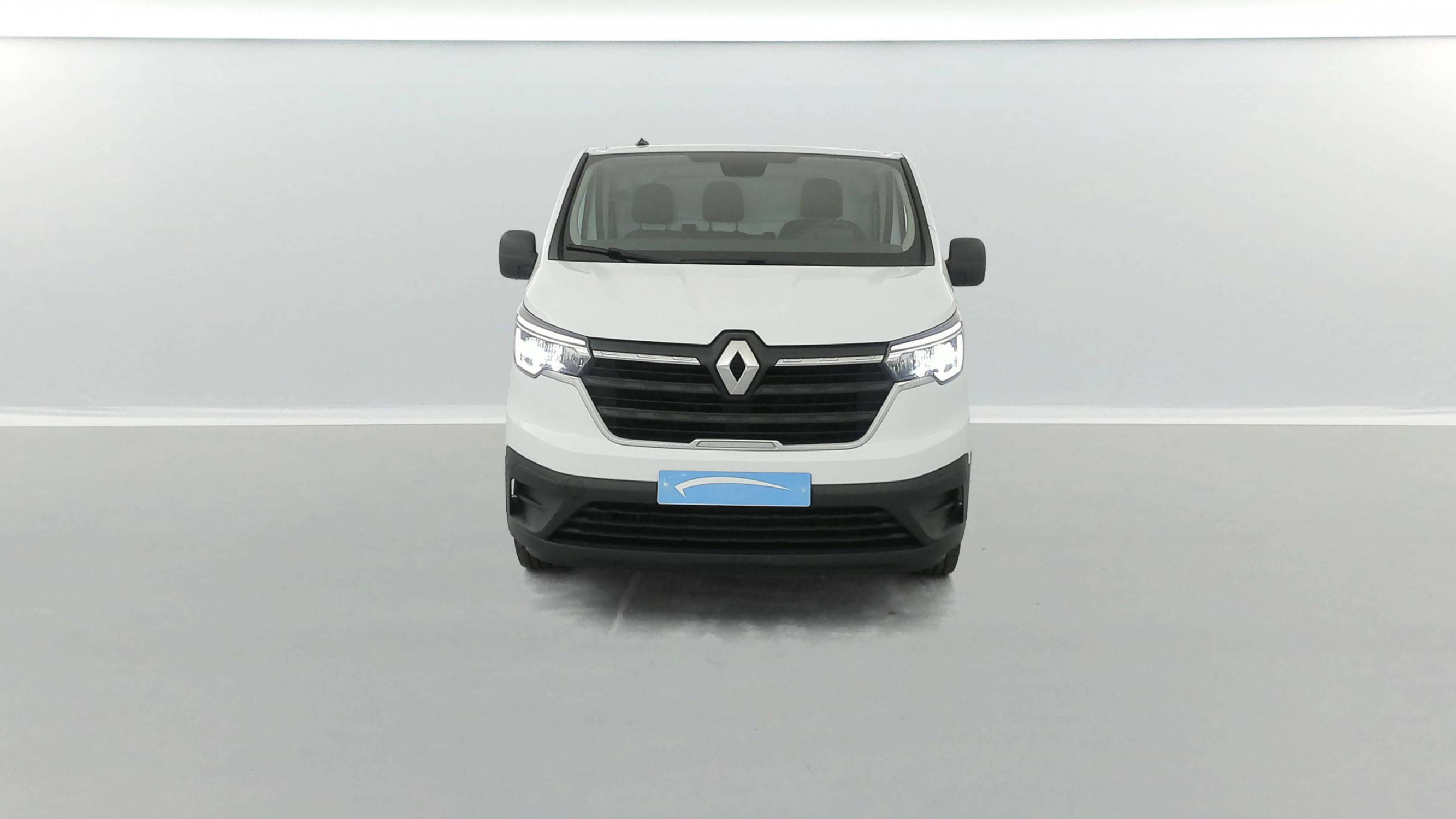Vente en ligne Renault Trafic 3 Fourgon TRAFIC FGN L1H1 3000 KG BLUE DCI 130 au prix de 24 600 €