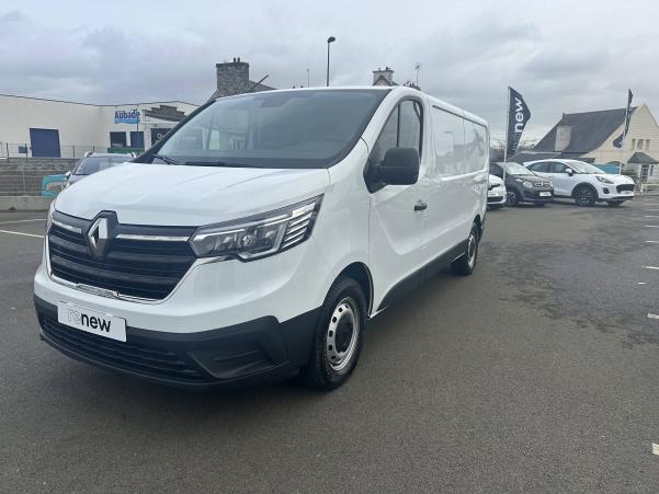 Vente en ligne Renault Trafic 3 Fourgon TRAFIC FGN L2H1 3000 KG BLUE DCI 150 EDC au prix de 37 800 €