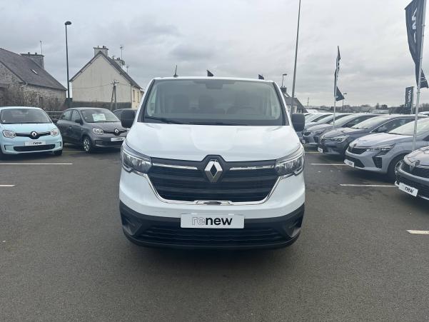 Vente en ligne Renault Trafic 3 Fourgon TRAFIC FGN L2H1 3000 KG BLUE DCI 150 EDC au prix de 37 800 €