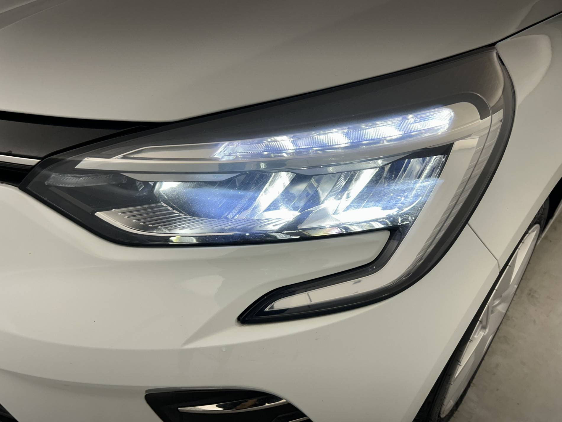 Vente en ligne Renault Clio 5 Clio Blue dCi 85 au prix de 13 200 €