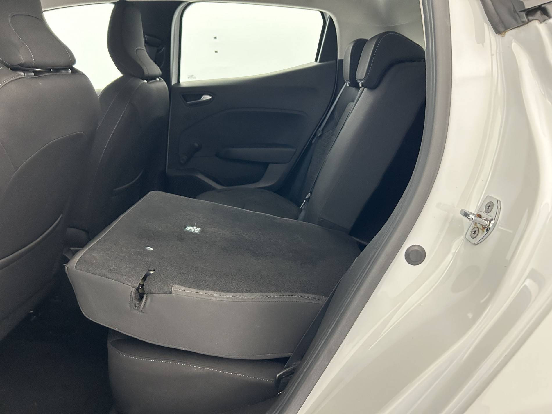 Vente en ligne Renault Clio 5 Clio Blue dCi 85 au prix de 13 200 €