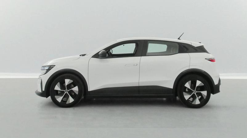 Vente en ligne Renault Megane E-Tech  EV40 130ch standard charge au prix de 21 500 €