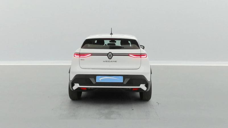 Vente en ligne Renault Megane E-Tech  EV40 130ch standard charge au prix de 21 500 €