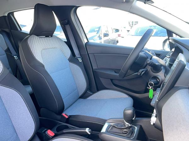 Vente en ligne Renault Clio 5 Clio E-Tech full hybrid 145 ch GSR2 au prix de 21 790 €