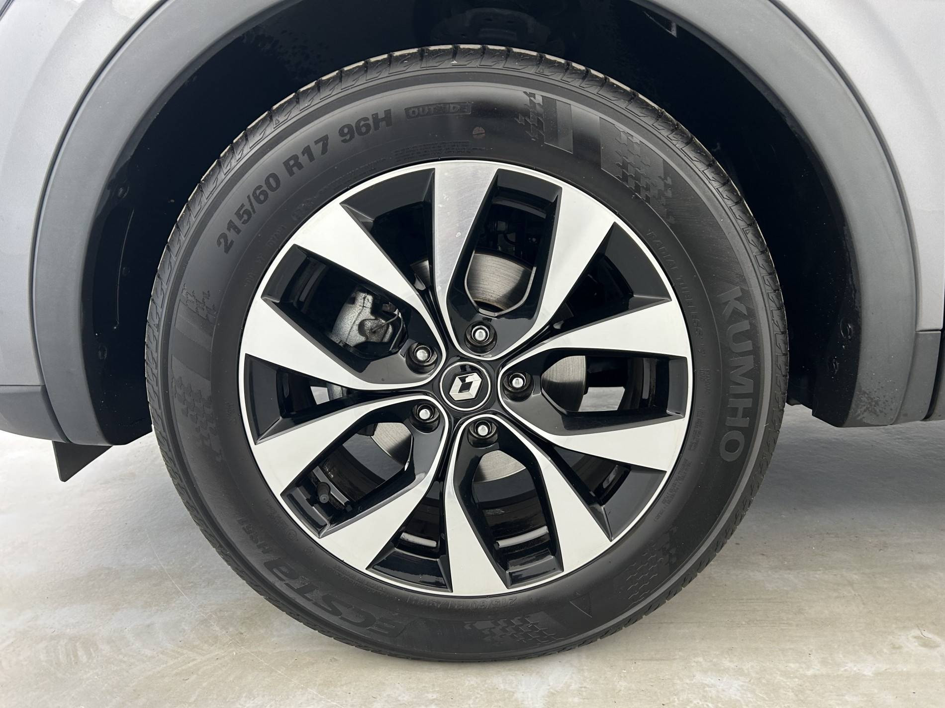 Vente en ligne Renault Arkana  mild hybrid 140 EDC FAP - 22 au prix de 19 990 €