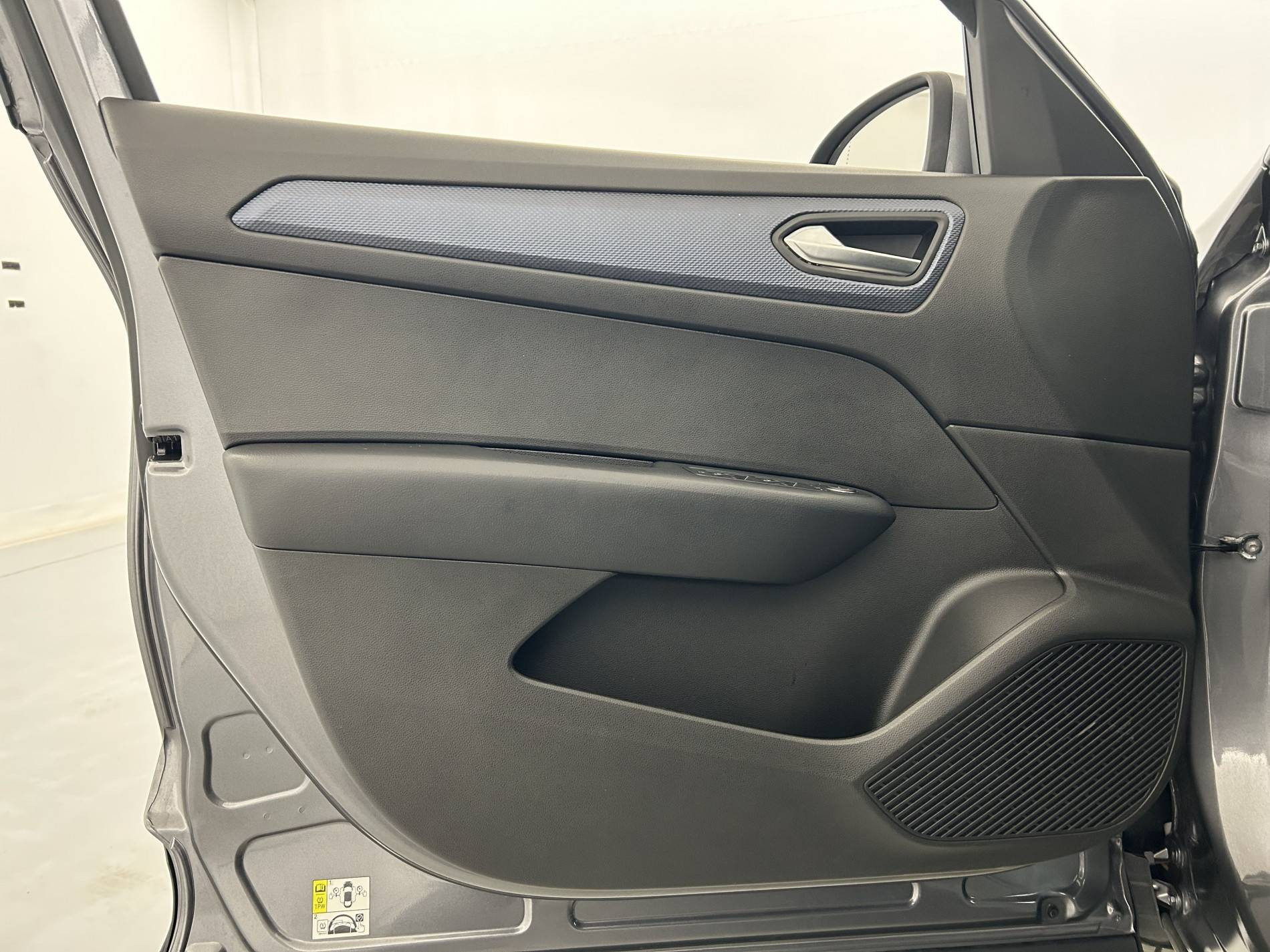 Vente en ligne Renault Arkana  mild hybrid 140 EDC FAP - 22 au prix de 19 990 €