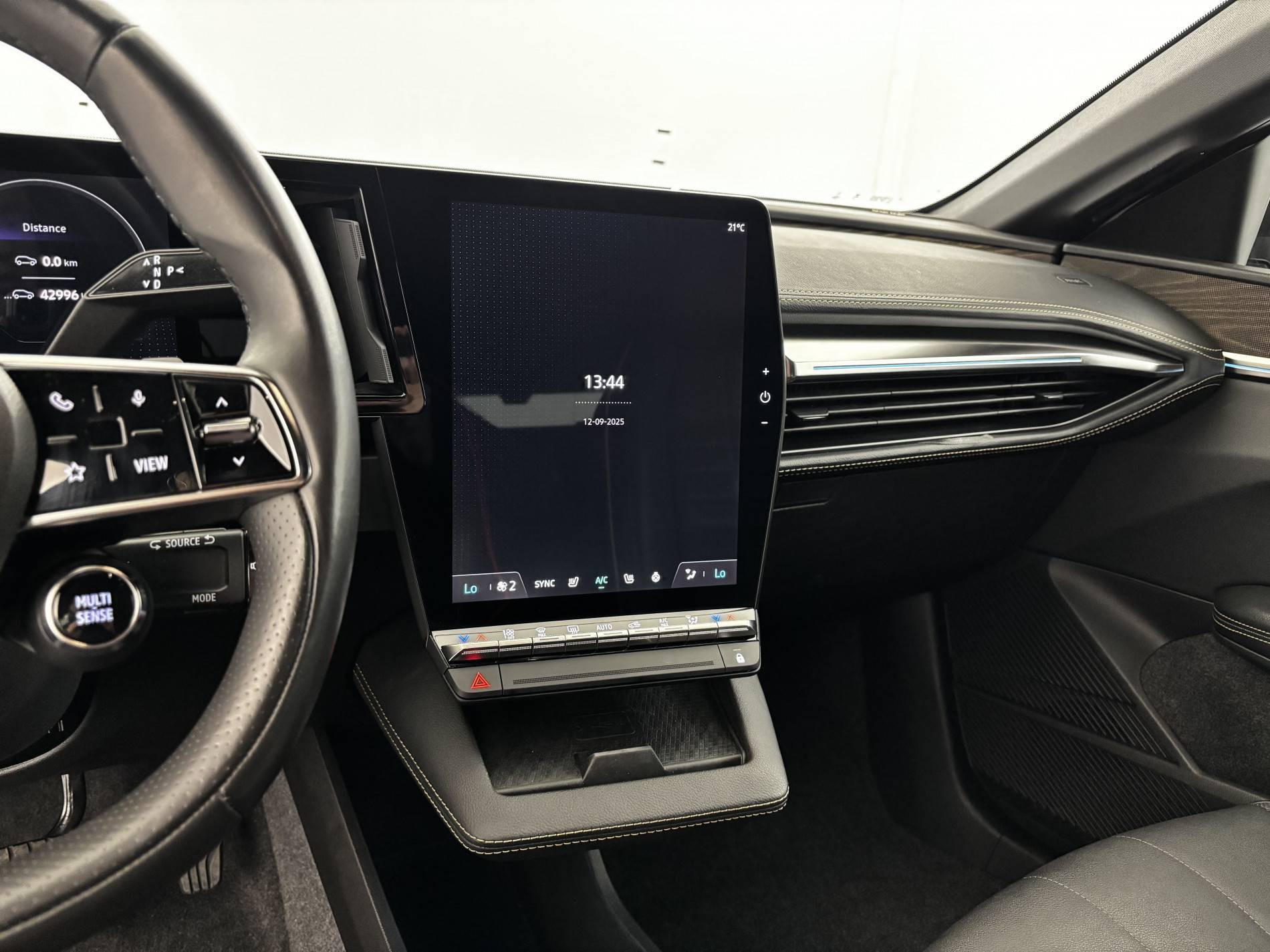 Vente en ligne Renault Megane E-Tech  EV60 220 ch super charge au prix de 23 900 €