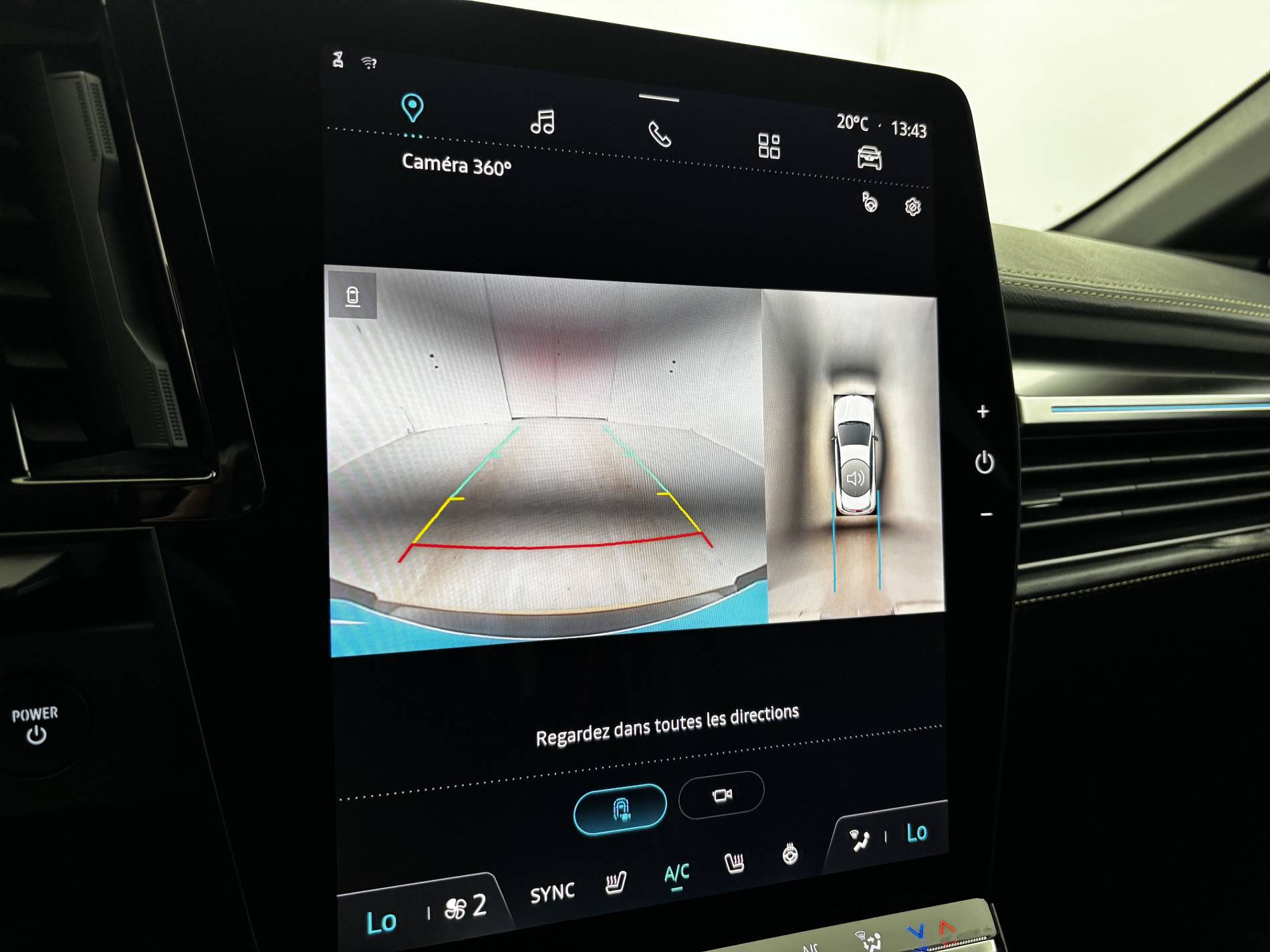 Vente en ligne Renault Megane E-Tech  EV60 220 ch super charge au prix de 23 900 €