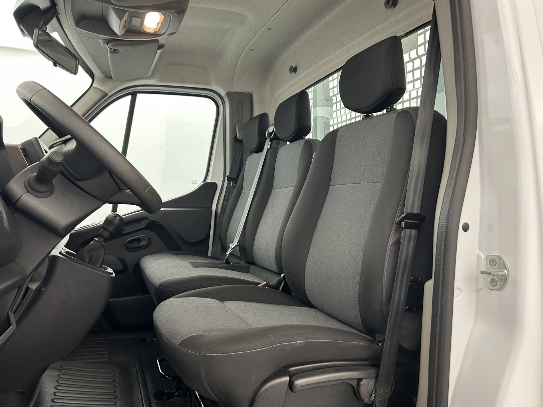 Vente en ligne Renault Master 3 Châssis Cabine MASTER CC PROP RJ3500 L2 PAFC BLUE DCI 130 EURO VI au prix de 33 300 €