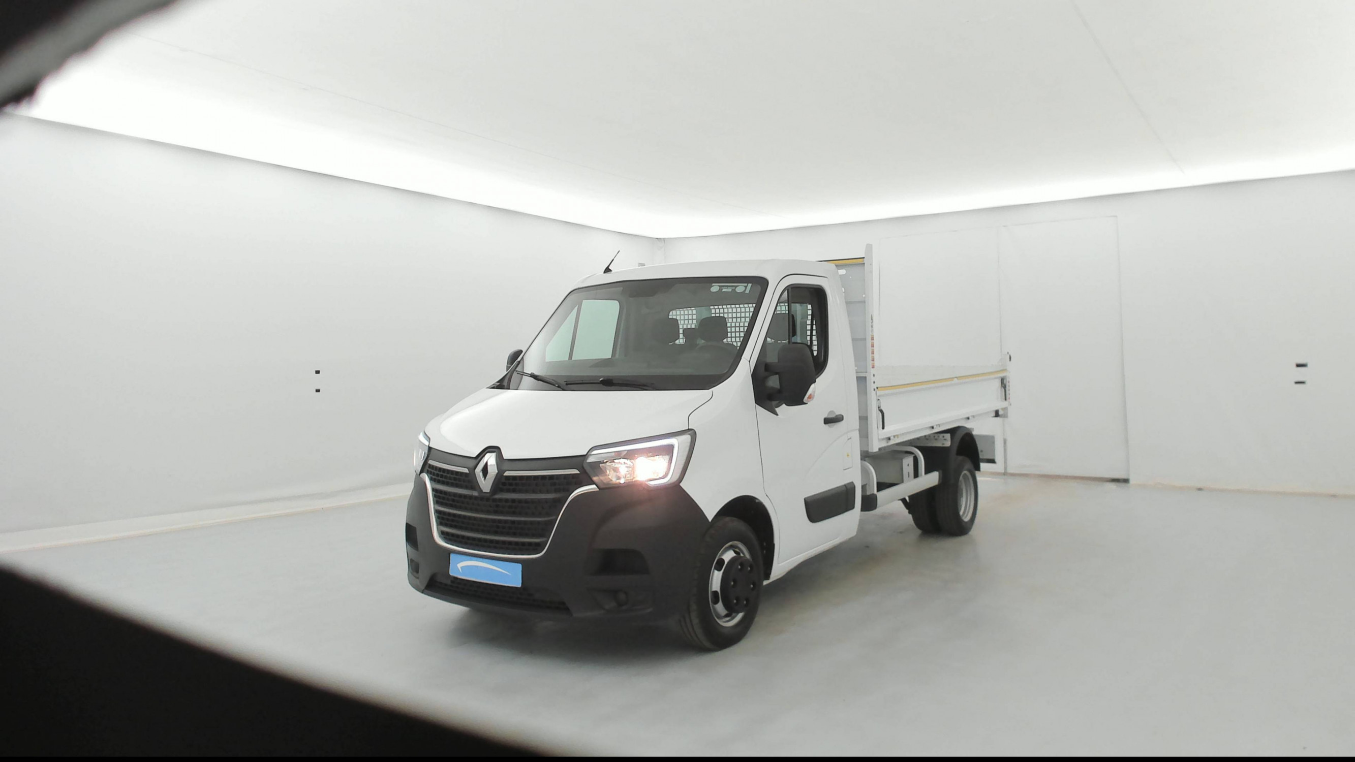 Renault Master 3 Châssis Cabine MASTER CC PROP RJ3500 L2 PAFC BLUE DCI 130 EURO VI occasion de 2024 en vente à Saint-Brieuc